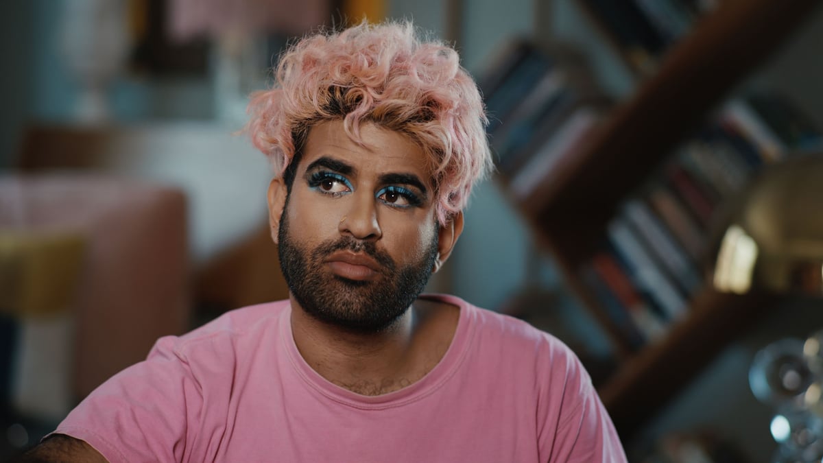 Alok Vaid-Menon appears in ALOK by Alexandra Hedison. Photo: SUNDANCE INSTITUTE