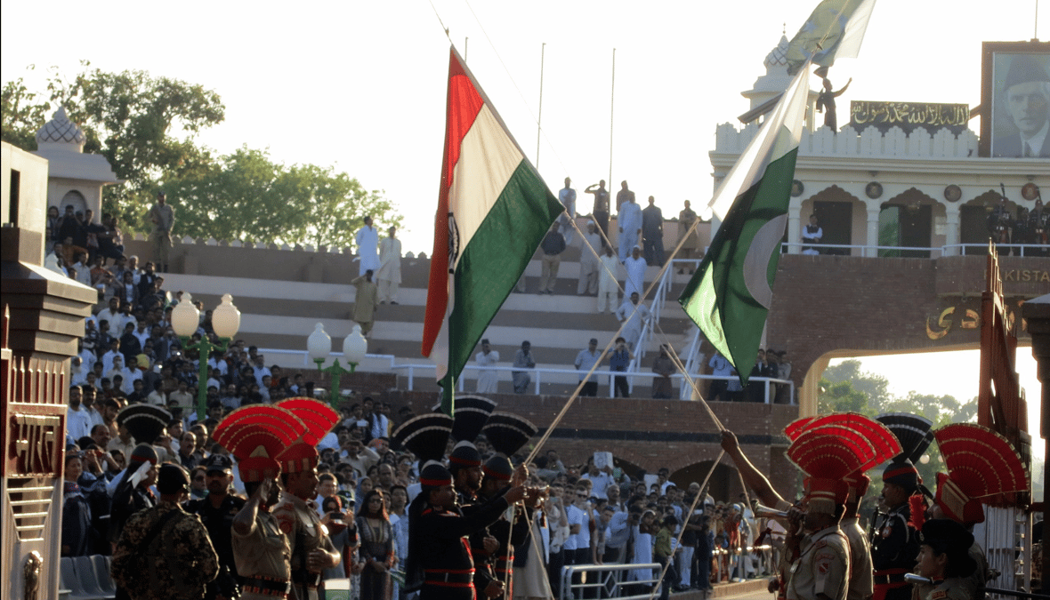 Flag-raising ceremony at the India-Pakistan border at Wagah-Attari. Photos: WIKIMEDIA