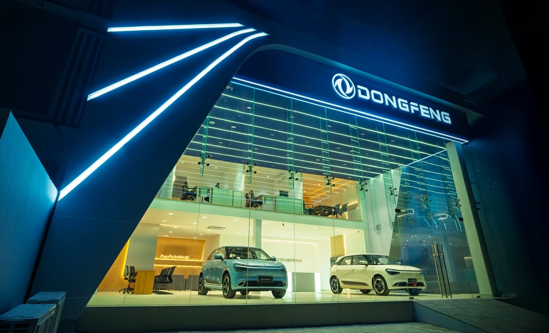 Dongfeng showroom