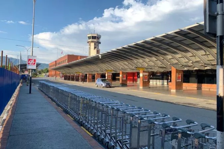 Air routes restored