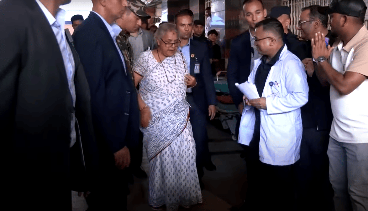 Prime MInister Sushila Karki at Trauma Centre in Kathmandu on Saturday. Karki made rounds of hospitals where people injured in the 8-9 September are being treated.
