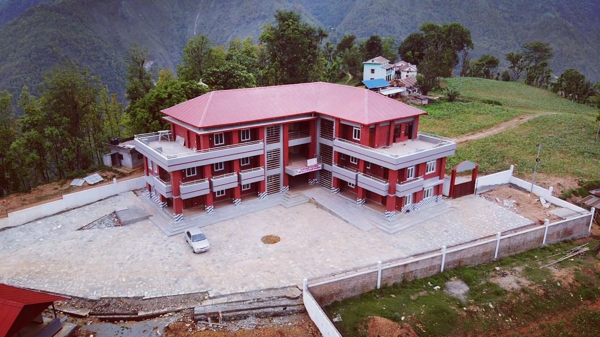 Kid bonus in Syangja