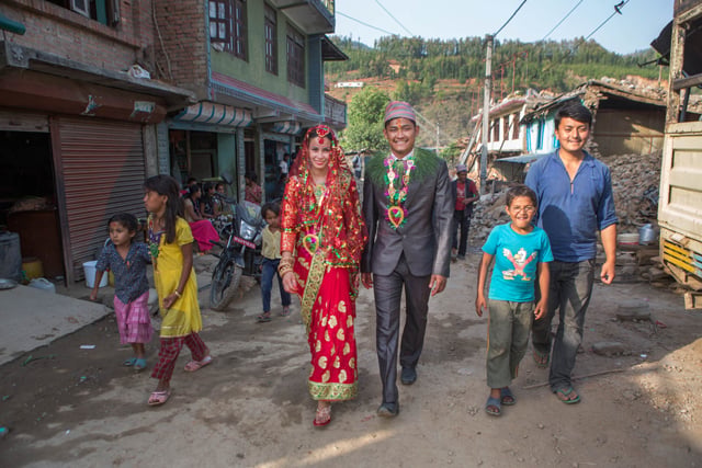 Love in the time of quakes