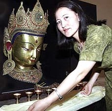 Dipankara comes home