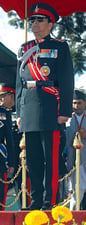 The king goes east, the army goes west
