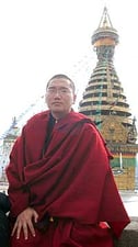 The singing Rinpoche