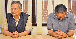 Where is the leader?, Himal Khabarpatrika