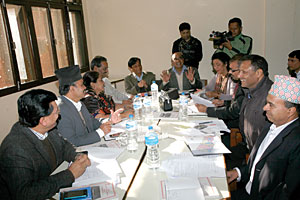 Divided we stand, Nagarik