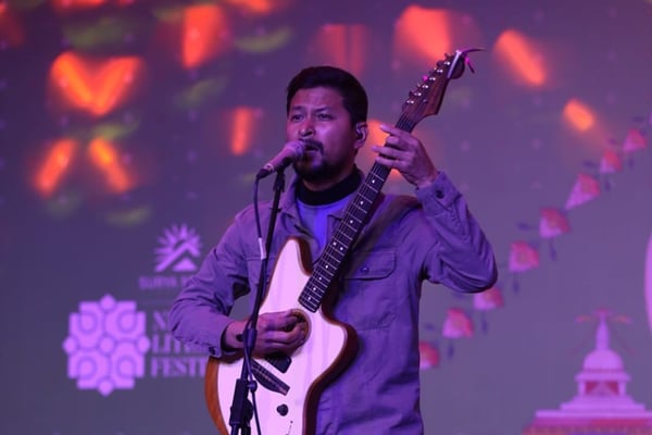 Homecoming with music