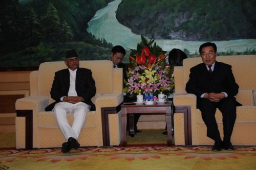 WELCOME: President Ram Baran Yadav met Acting Governor of the Shaanxi Province Zhao Zhengyong on Wednesday during his week-long visit to China. The two discussed issues of Nepal-China relationship.