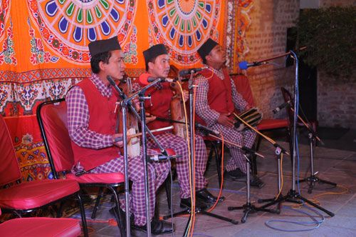 SARANGI RETAULA: Gandharva musicians from Jhapa, perform at Music on the Move, a program organised by Hri Institute for Southasain Research and Exchange at Yala Maya Kendra, Patan Dhoka, on Saturday.