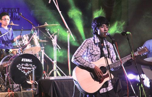 UPSTAGED: Blue in Silence, winners of the Alliance Française Kathmandu Music Contest 2011, outshines headliner Betty Argo at the final show of Fête de La Musique at the Nepal Academy Hall in Kamaladi on Sunday.
