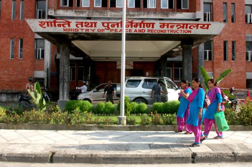 MATCHING MATCHING: Civil servants follow a new dress code Sunday onwards. The administrative committee of the cabinet had prepared a dress code for all government staff last month, to be implemented with the begining of the new fiscal year.