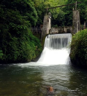 FREE FALLING: Increased water level at a waterfall in Sundarijal, 15 km (9 miles) northeast of Kathmandu, on Sunday.