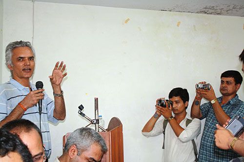PRESS UNDER ATTACK: Narayan Wagle, editor of Nagarik, at an interaction program organised by FNJ in Biratnagar on Monday to draw attention to increasing cases of attacks on journalists.