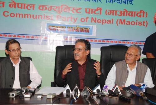 NEW ROAD MAP: Maoist Vice Chairman Mohan Baidya, Chairman Pushpa Kamal Dahal and party leader Nara Bahadur Karmacharya at a press meet organised by the party at the party office in Paris Danda. The Maoists rolled out a proposal for government formation, army integration and the constitution.