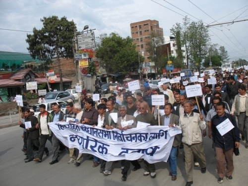 PEACE AGENDA: Civil Society groups demonstrating in favor of a violence-free election on Saturday.