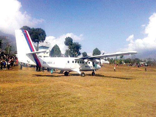 AIR HEAD: After a 20 year gap, Nepal Airlines landed a Twin Otter for a test flight at Baglung airport last week and plans to start regular flights to the central Nepal town.