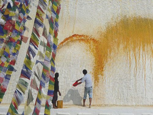 make it fresh: The prayer flags are changed and the Boudhanath stupa is repainted with a fresh coat of white and brown once every year.