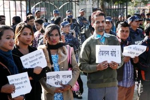 WE COUNT: Third gender members of the Blue Diamond Society participate in the civil society gathering demanding fresh elections and respect for human rights in Ratna Park, Thursday afternoon.