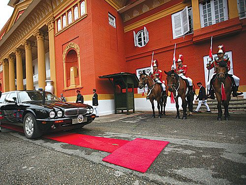 JAGUARS AND HORSES: The streched Jaguar that ex-king Gyanendra used to drive himself is now the official presidential limo. It waits at Sital Nibas on Wednesday to take President Ram Baran Yadav for a wreath-laying ceremony at the Martyr's Memorial.