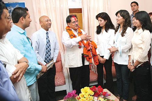 POLITICAL SPIN: Prime Minister Dahal meets with a delegation of former Miss Nepals (l-r) Sugarika KC and Usha Khadgi and 2008 contestants Akriti Shrestha and Padmini Jha. Gopal Kakshapati of Hidden Treasure took the delegation to get Dahal to call off the threats to the pageant from Maoist-affiliated groups.