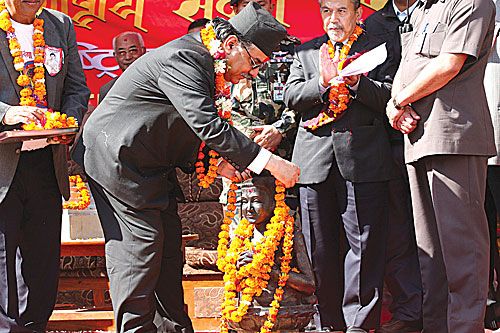 BHINTUNA: Prime Minister Pushpa Kamal Dahal welcomes Nepal Sambat 1129 by offering garlands to the statue of Sankhadhar Sakhwah, who started Nepal Sambat, at Basantapur on Tuesday.