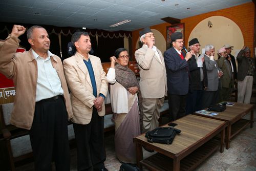 WE PLEDGE: The newly elected central working committee of UML took their oath on Monday at Balkhu.