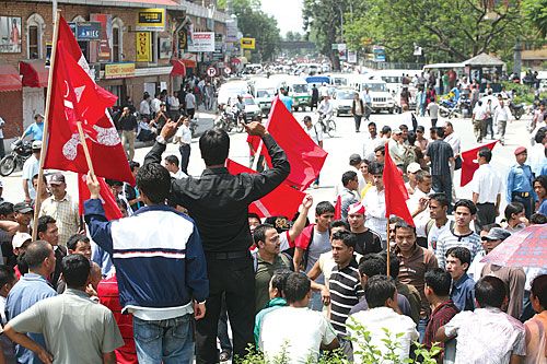 DAILY ROUTINE: Maoist cadres block the road in Darbar Marg on Friday as part of their continued protest demanding 'civilian supremacy'.