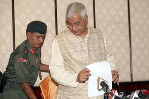 NO, NO, NO: Vice President Parmananda Jha read out a prepared statement at his office in Kantipath declaring his intention to defy a Supreme Court order to retake his oath in Nepali. Jha didn't take any questions from reporters and failed to show at the oath-taking ceremony scheduled for 4 pm at the president's office.