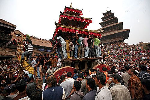 TEST OF FAITH: Hundreds look on as Bhairab's chariot is pulled to mark the beginning of Bisket Jatra on Saturday in Bhaktapur.