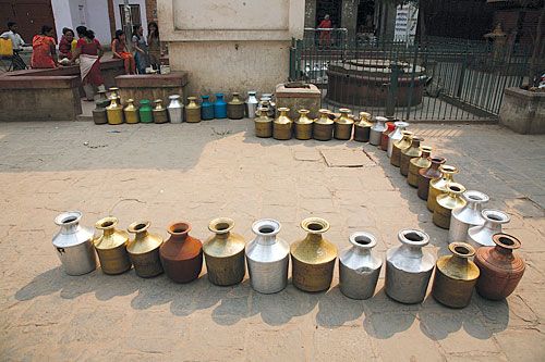 RUNNING ON EMPTY: Waiting for water in Nakabahil, Patan