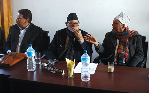 TRUE STORY: Nepali Congress president Sushil Koirala (centre) chats with Ram Chandra Paudel (right) at the party’s central committee meeting in Sanepa on Sunday.