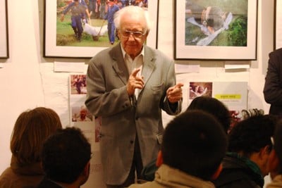SPREADING KNOWLEDGE: Professor Johan Galtung, founder of Peace Research Institute in Oslo, answers questions after his talk on Peace Journalism at Patan Dhoka on Tuesday.