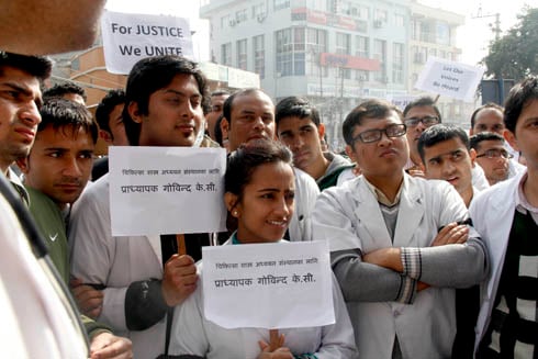 DOCTORS PROTEST:Medical students staging a sit-in for the deteriorating health situation of Professor Dr. Govinda KC and pressing for the fulfillment of their 7 point demands at Baluwatar.