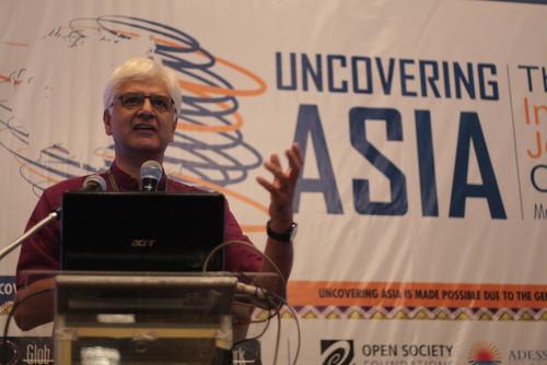 Editor of Nepali Times Kunda Dixit moderating a panel discussion at Uncovering Asia: The First Asian Investigative Journalism Conference in The Philippines on Sunday.