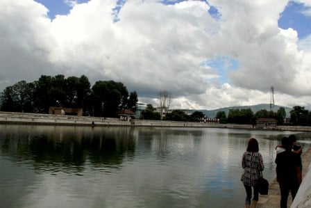TIME OUT: Young couples enjoy themselves at Sidha Pokhari, Bhaktapur on Thursday afternoon.