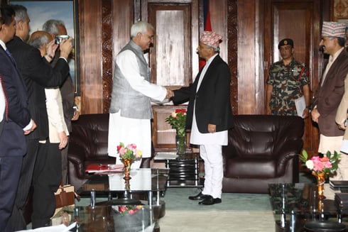 HELLO THERE: Visiting Indian External Affairs Minister Salman Khurshid met Chairman of Interim Election Council Khil Raj Regmi on Tuedsday. Khursid is in Kathmandu on a day long visit.