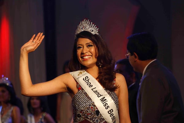WINNER'S WAVE: 21-year-old Ishani Shrestha was crowned Miss Nepal 2013 on Wednesday night at Academy Hall in Kamaladi.