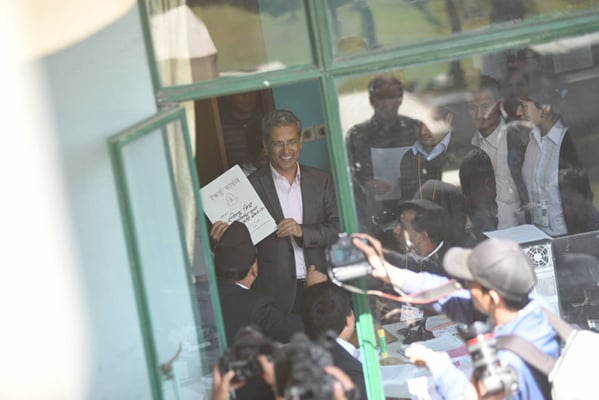 Rabindra Mishra of Sajha Bibeksheel Party files his candidacy from Kathmandu 1 for the upcoming parliamentary elections in which he is pitted against Prakash Man Singh of the NC.