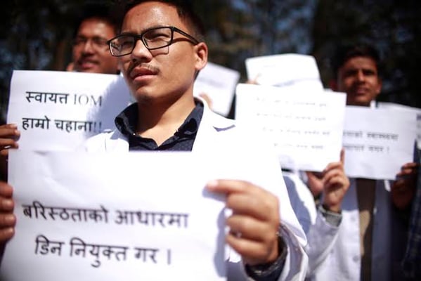 Students picket the Office of the Tribhuvan University Vice-Chancellor Tirtha Raj Khaniya on Wednesday, to put pressure on the government to address Dr Govinda KC's demands.