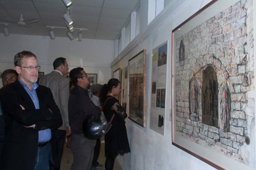 An exhibition of American artist Joy Lynn Davis's paintings of Nepal's lost idols opened in Kathmandu on Friday. The exhibition will continue till 22 May.