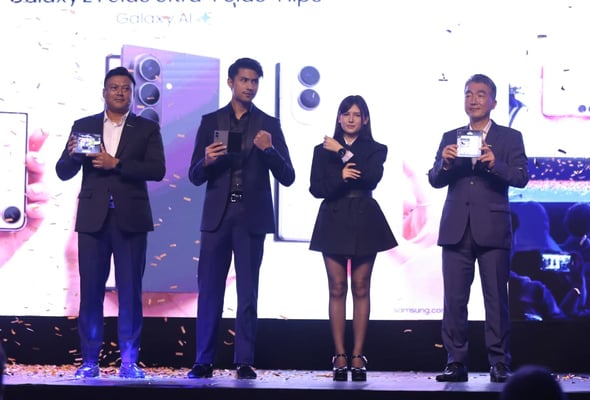 Samsung fold fones