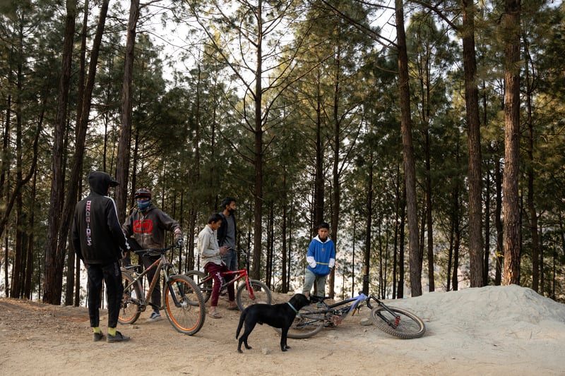 The Bhanjyang Trail is perfect to hone mountain biking skills for the local children with their beginner-oriented bikes to professional mountain bikers.